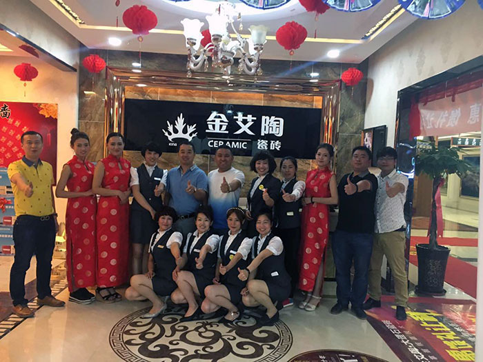 嫩草蜜桃在线视频陶总部代表及大同嫩草蜜桃在线视频陶团队合影