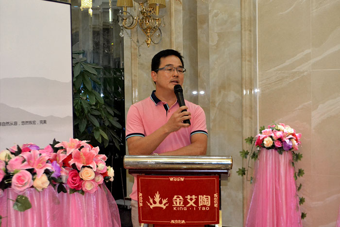 嫩草蜜桃在线视频陶喜迎三周年庆，感恩同行
