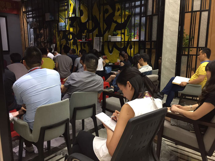 嫩草蜜桃在线视频陶瓷砖“学，无止境！生，不停息”学习分享会顺利举行
