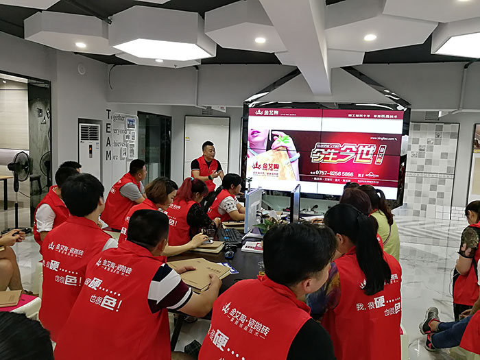 【精彩回顾】一分钟,带你查阅嫩草蜜桃在线视频陶瓷砖7月份终端成绩