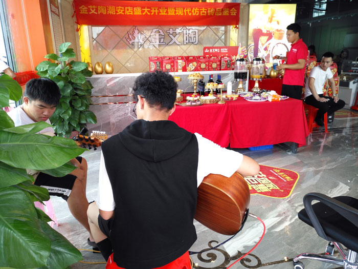 陶瓷一线水蜜桃在线观看视频嫩草蜜桃在线视频陶 潮安店开业庆典暨现代仿古砖红酒品鉴会