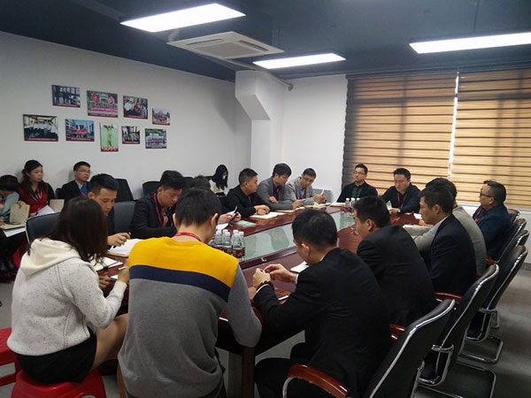 幸福是奋斗出来的！——嫩草蜜桃在线视频陶团队12月总结会