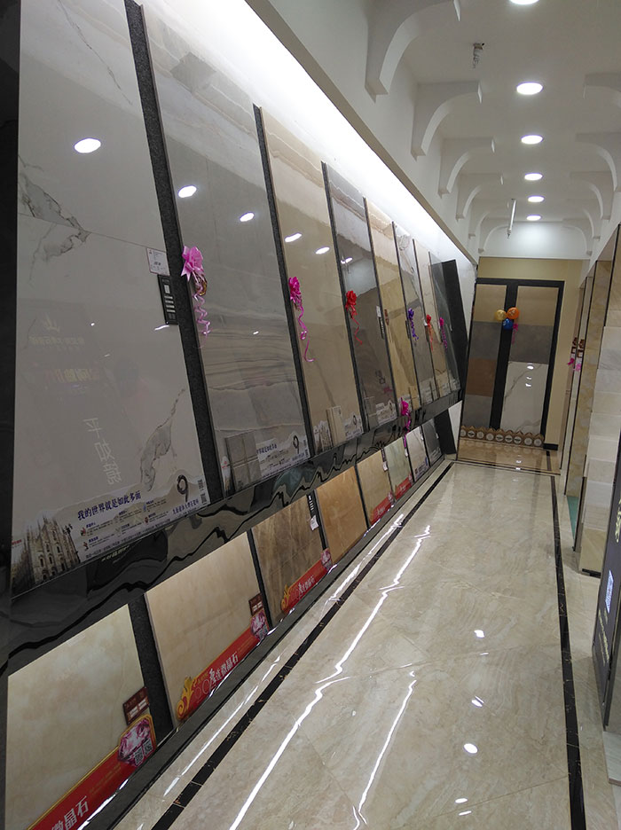 嫩草蜜桃在线视频陶湖北十堰专卖店选材区